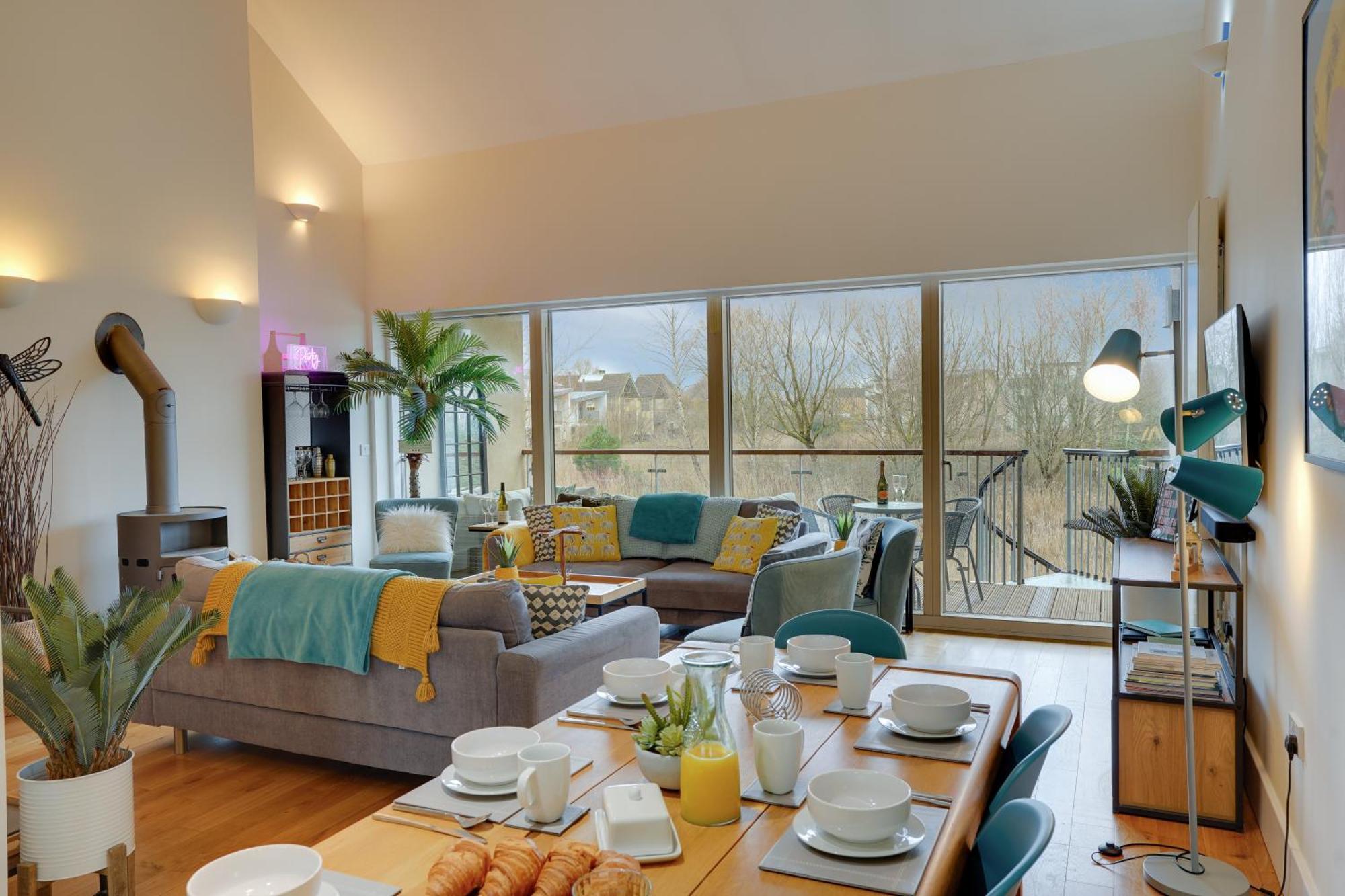 Eider Cottage: View & Access In The Cotswolds Cirencester