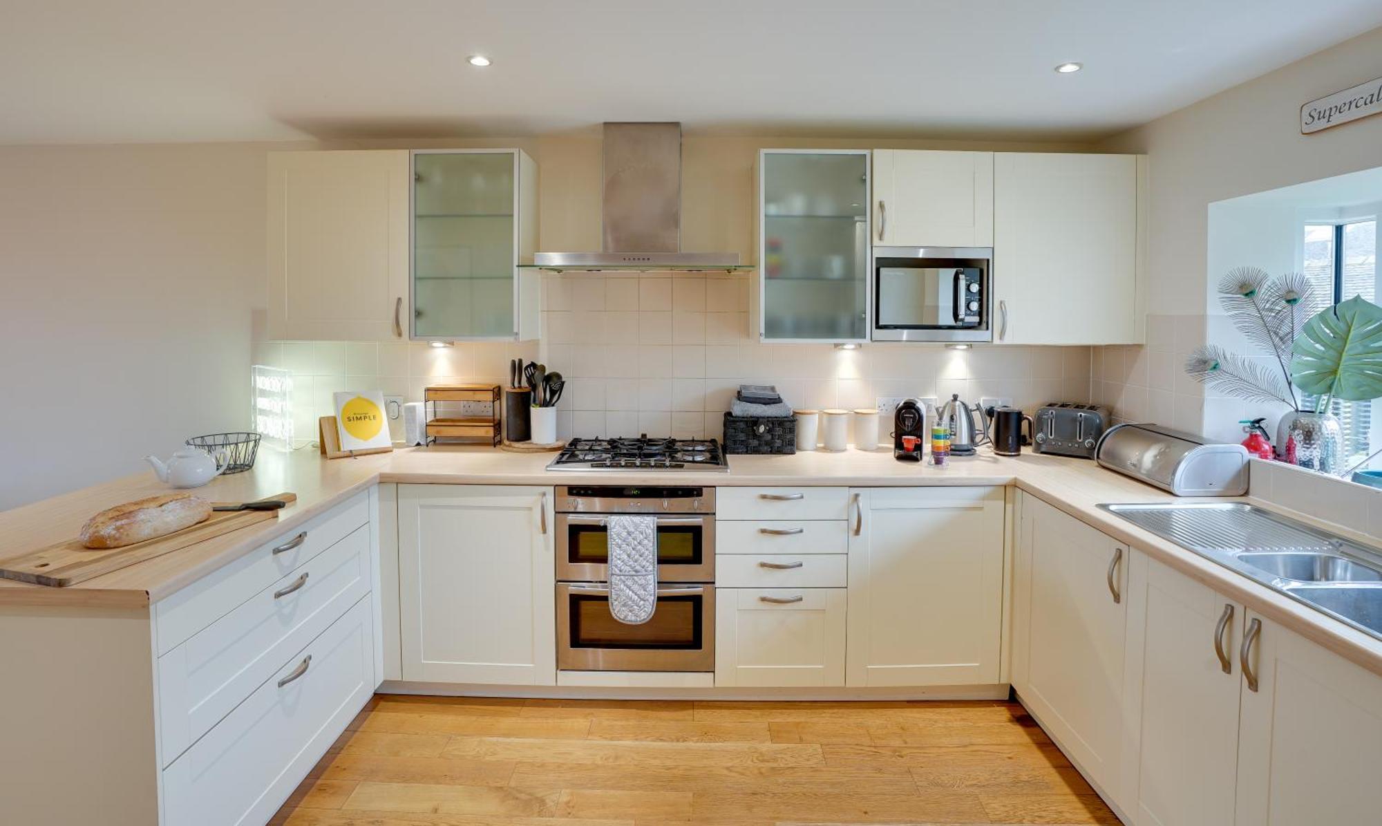 Holiday home Eider Cottage: View & Access In The Cotswolds *